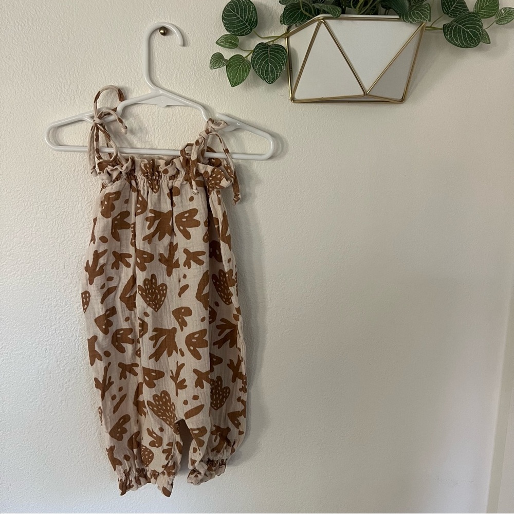 Rylee + Cru Tan and Cream Textured Romper